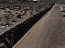 México y Estados Unidos cierran la frontera de forma parcial