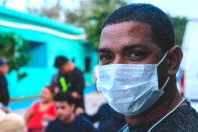 Se quedan varados más de 400 migrantes en frontera sur de México