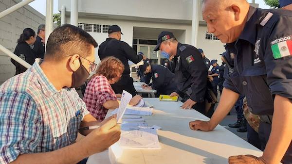 Ayuntamiento de Tapachula renueva seguros de vida de elementos de seguridad pública municipal