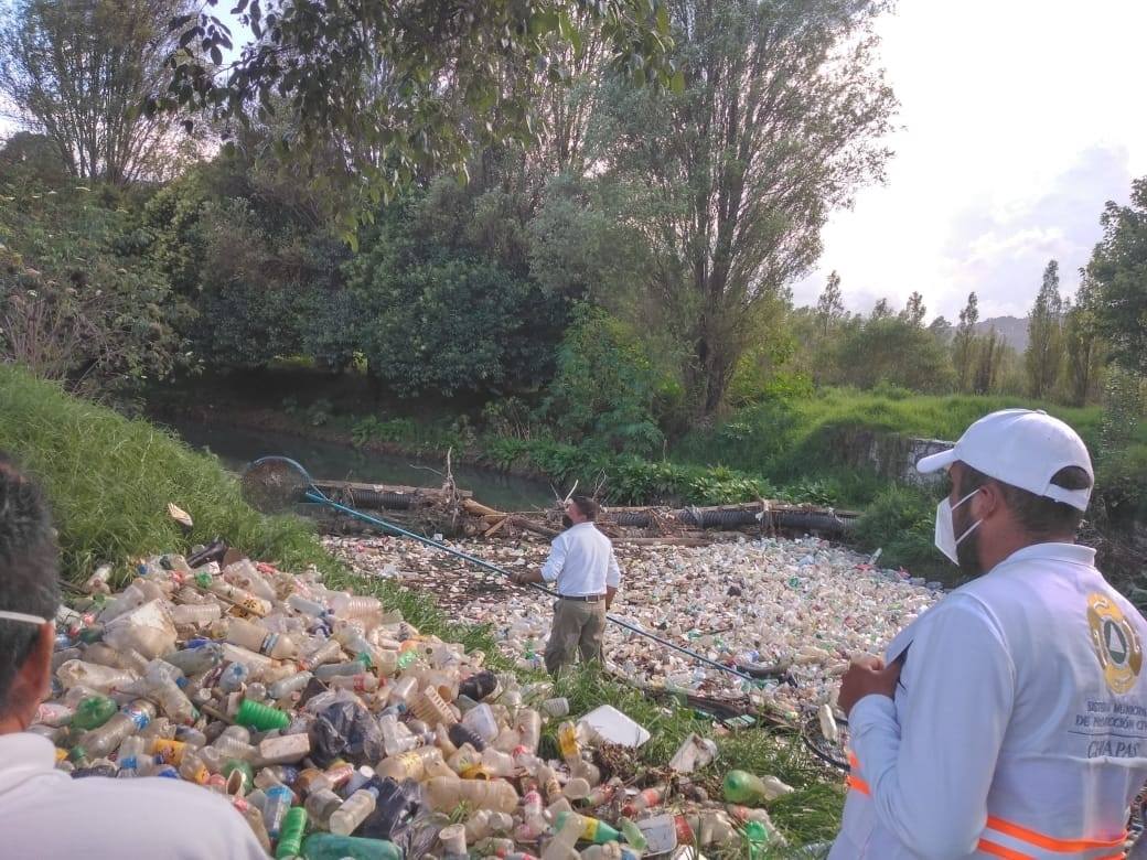 Protección Civil retira toneladas de basura en ríos de San Cristóbal