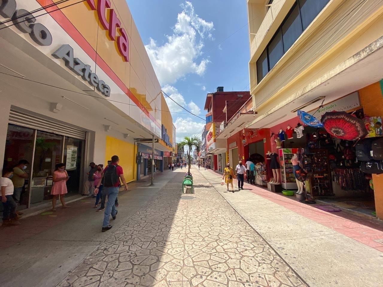 Concluyen entregas de apoyos económicos a comerciantes en Tapachula