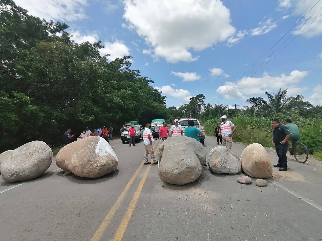 Ayuntamiento pide a transportistas de Tapachula evitar circular por Libramiento Sur