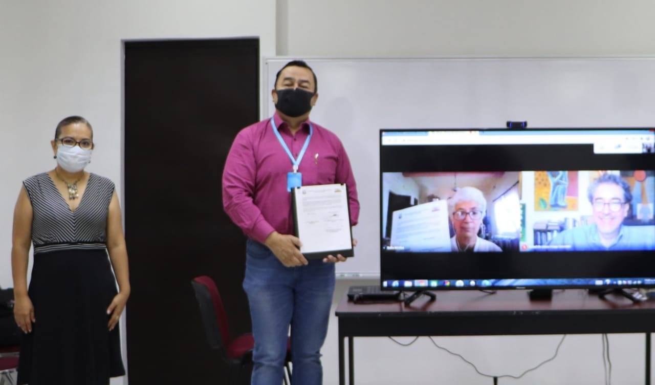 UNICACH colaborará con cronistas de Chiapas