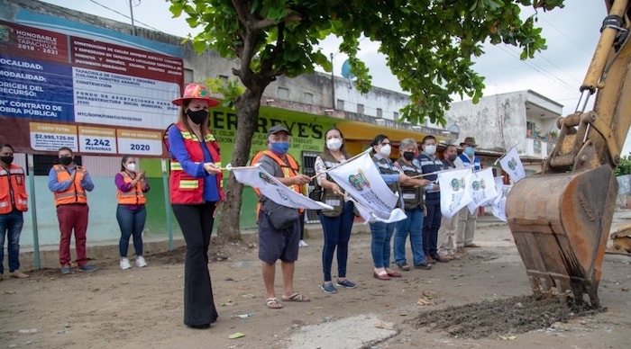 Inician obra para comunicar colonias del sur de Tapachula
