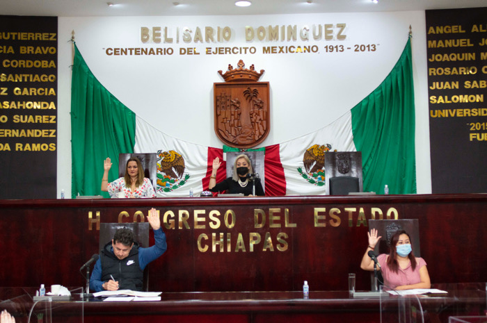Congreso de Chiapas recibe Paquete Fiscal 2021