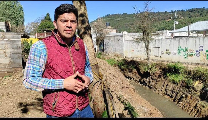 “Estaré pendiente del desazolve del río Chamula”: diputado Fernando Cruz Cantoral