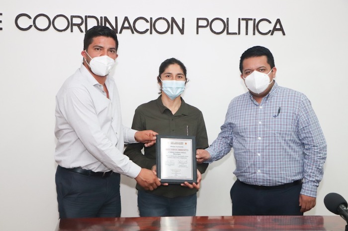Reconoce el Congreso local a ciclista chiapaneca Fabiola Velasco Mazariegos