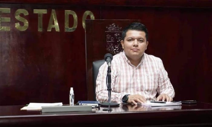 El Congreso y Morena cree en los jóvenes: Molina Morales