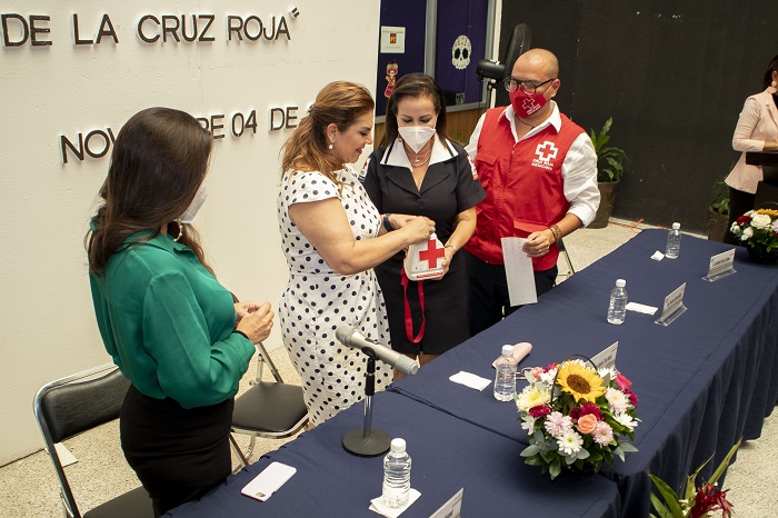 Participa Congreso del Estado en Colecta de la Cruz Roja Mexicana