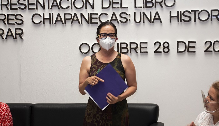 Diputada Catalina Álvarez presenta libro “Mujeres chiapanecas: una historia por narrar”
