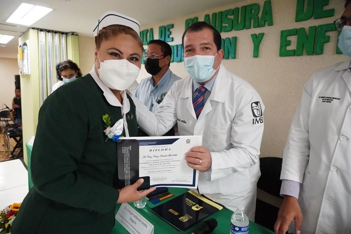 Clausuran Cursos Postécnicos en Enfermería en el hospital “Nueva Frontera”
