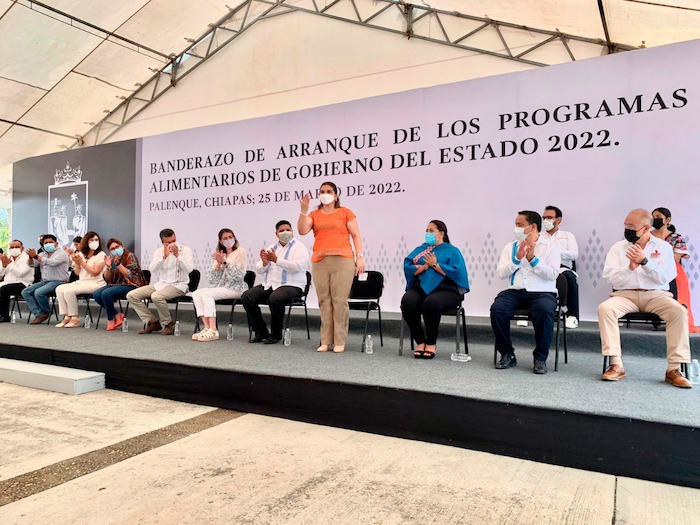 Acompaña diputada Trejo Huerta a gobernador en gira por Palenque