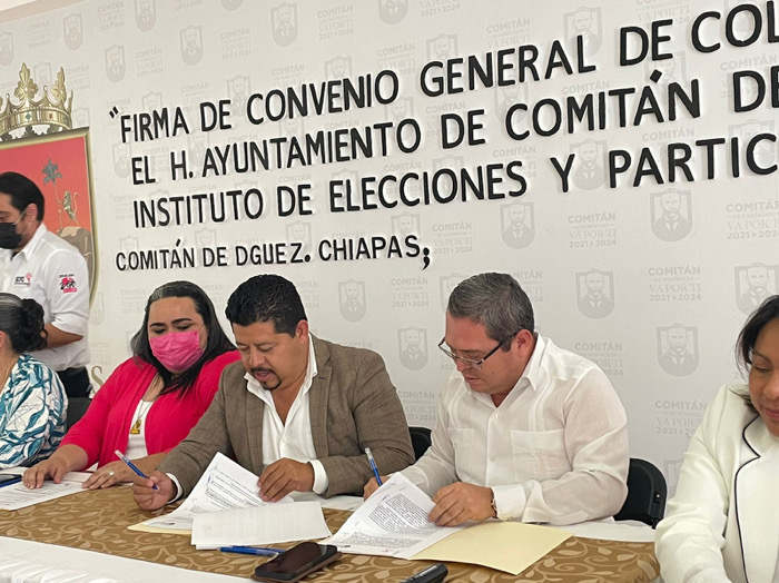 Firman IEPC y Ayuntamiento de Comitán convenio de colaboración para impulsar la participación ciudadana y la educación cívica