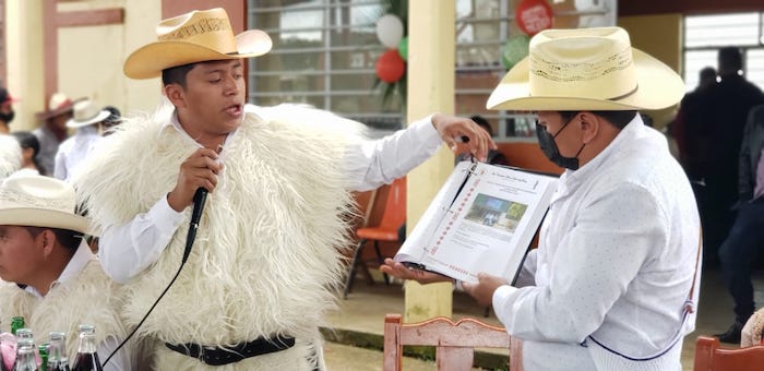 Por un desarrollo integral y fortalecimiento cultural de nuestras comunidades: Cuauhtémoc Hernández Gómez