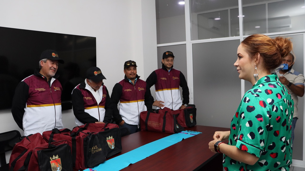 Tania Robles apoya a selección de Pesca Deportiva que competirá en Costa Rica
