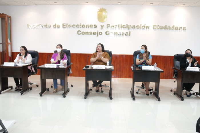 Realiza IEPC Mesa de Diálogo: “Participación política de las mujeres”