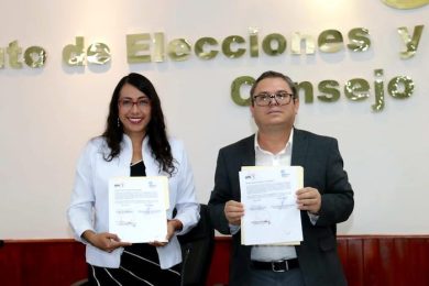 Firma de Convenio IEPC-IDDECO1 171022