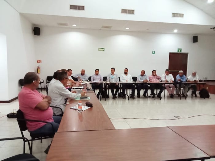 Diputada Yolanda Correa analiza y gestiona ampliación de tramo carretero Km. 10 -Talismán