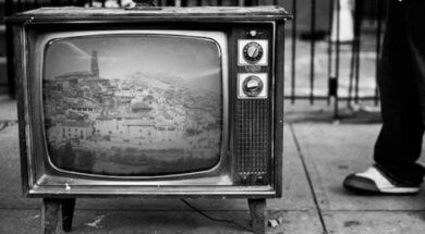 television blanco y negro