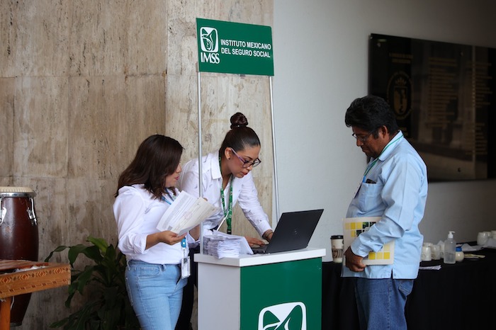 Instala IMSS Chiapas y Congreso del Estado Primer Módulo Informativo de Afiliación a Trabajadores Independientes