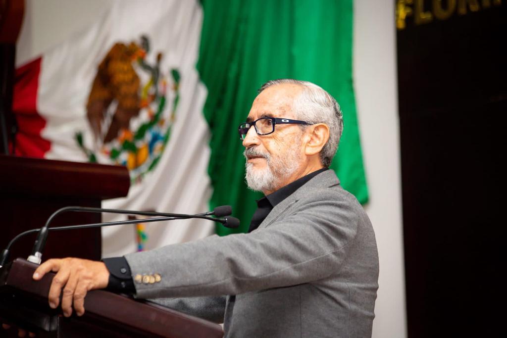 Raúl Bonifaz Moedano brinda informe sobre trabajo realizado como Representante del Congreso del Estado en la COCOPA.