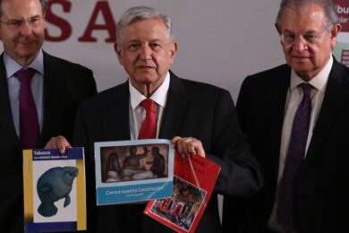 amlo libros texto