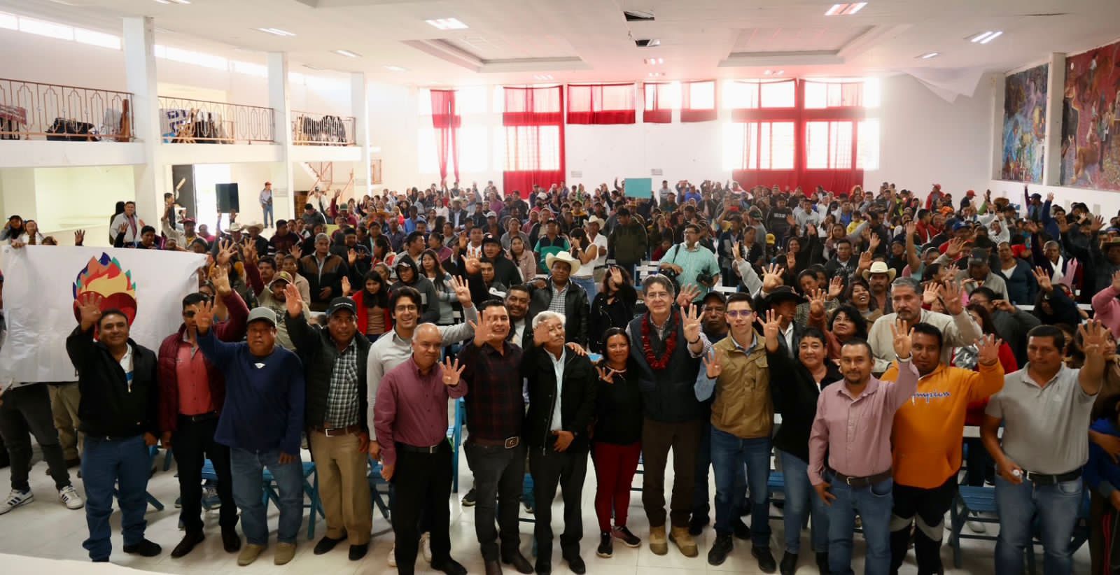 Chiapas es Carlos Morales, cientos se reúnen en asambleas informativas en Las Margaritas, La Trinitaria y Comitán