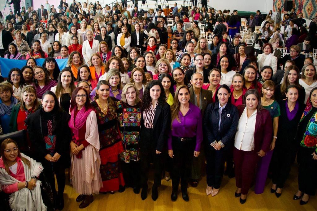 Acuden diputadas a encuentro nacional por conmemoración del 70 Aniversario del sufragio femenino en México