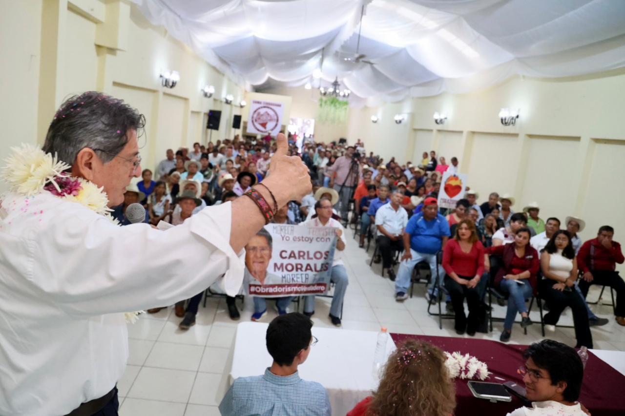 Carlos Morales presente en asambleas en Ocozocoautla y Las Rosas