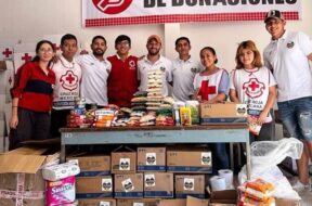 Cafetaleros de Chiapas hace entrega de víveres para damnificados de Otis