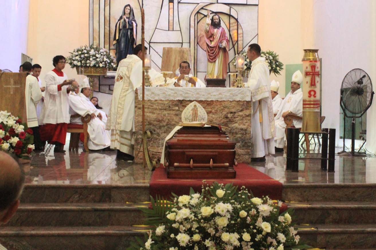 Tuxtla da el último adiós a su arzobispo Fabio Martínez Castilla