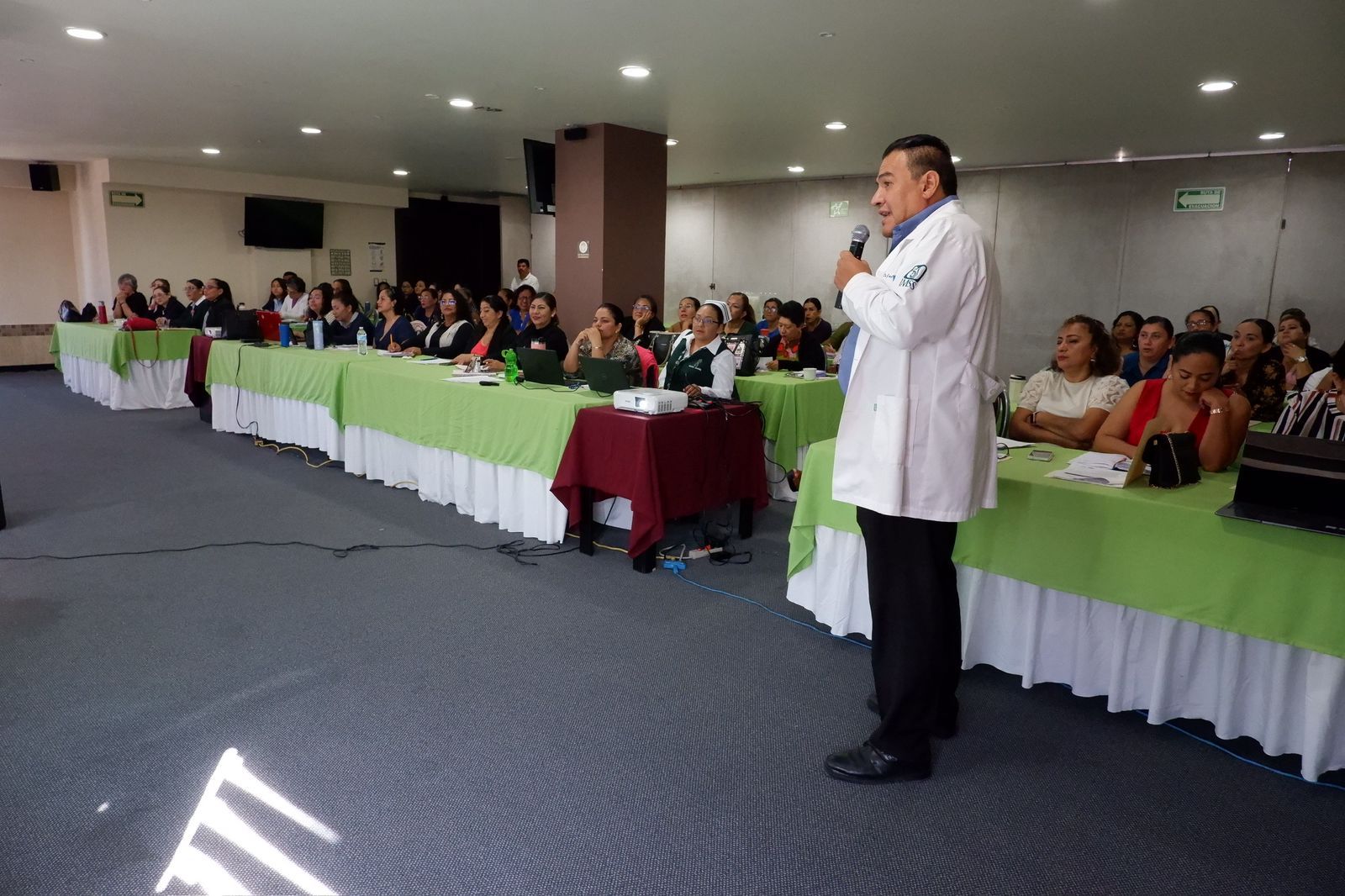 Fortalece IMSS Chiapas atención a pacientes con curso-taller de Gestión Directiva al personal de Enfermería