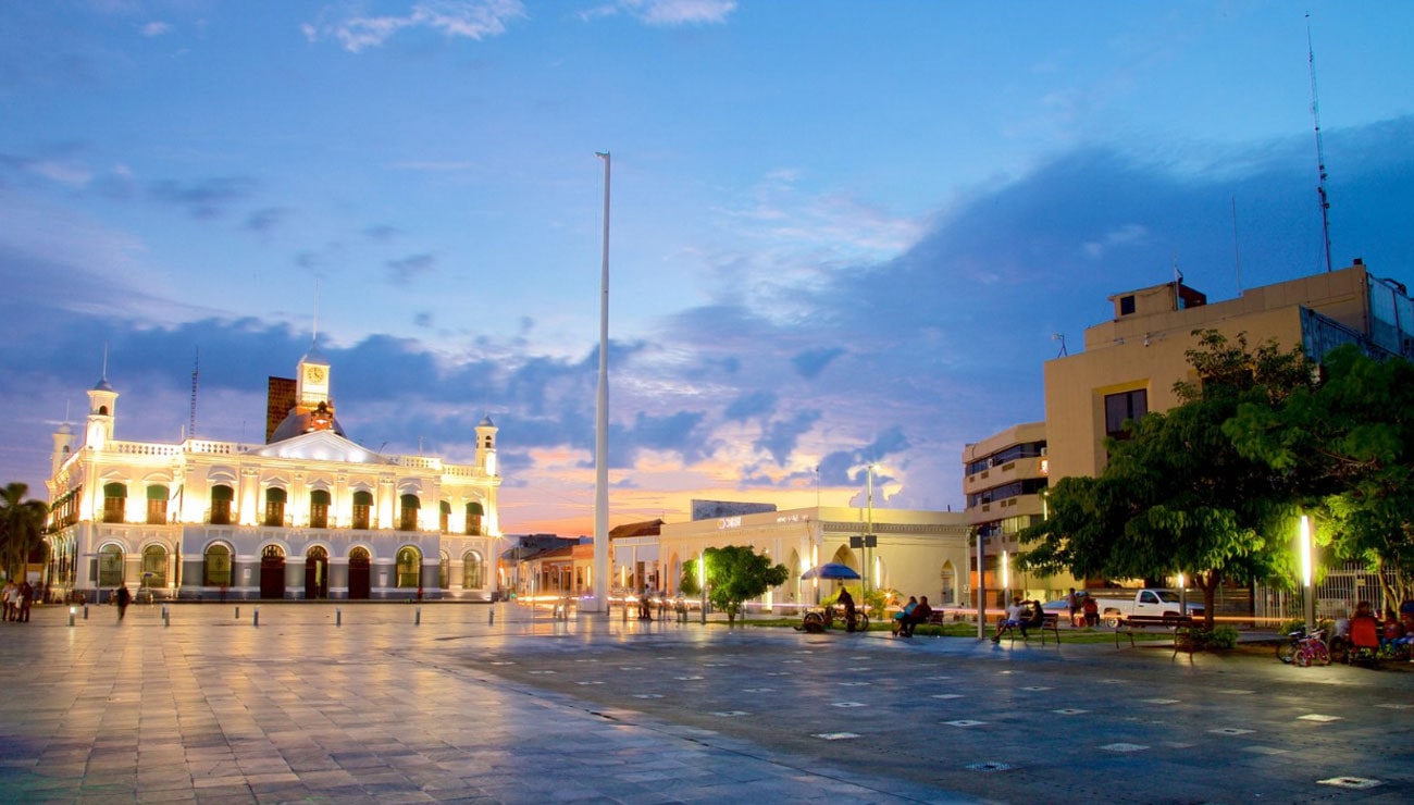 Tabasco: Ahora la capital Villahermosa / De Primera Mano