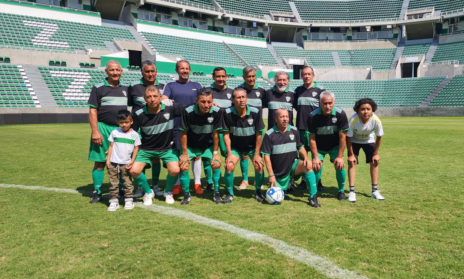 El ex futbolista chiapaneco Amauri Rincón Gordillo, presente en el partido de homenaje a Alfredo “Harapos” Morales