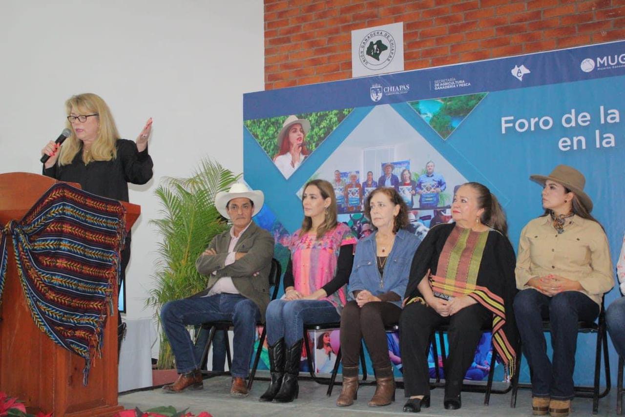 Carolina Zuarth Ramos destacó el trabajo de la mujer ganadera en Chiapas
