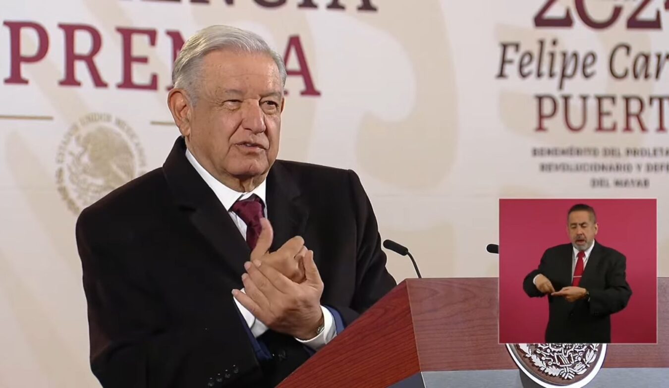 AMLO confirma hackeo a datos de periodistas en México