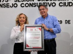 Reconocimiento del Infonavit al ayuntamiento de Tuxtla Gutiérrez por reducción de tasa de traslado de dominio