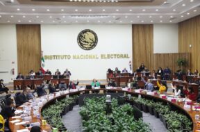 74% de las sanciones por fiscalización de precampañas recaen en Morena- INE