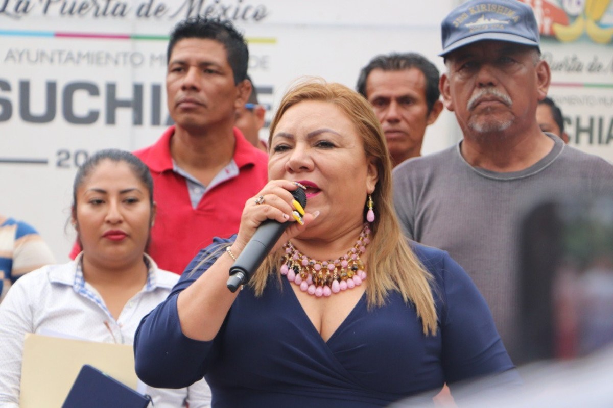 Alcaldesa desafía alerta de violencia en EE. UU. mientras crisis se agrava en el río Suchiate