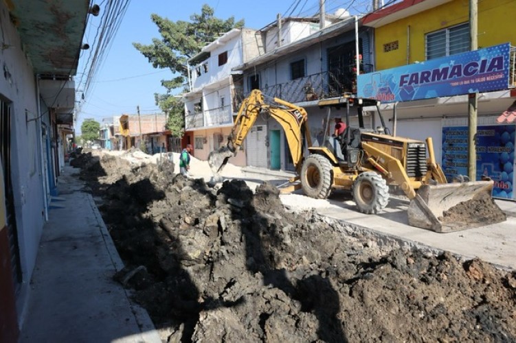 Arranca SMAPA conjunto de obras de rehabilitación de drenaje sanitario en Tuxtla