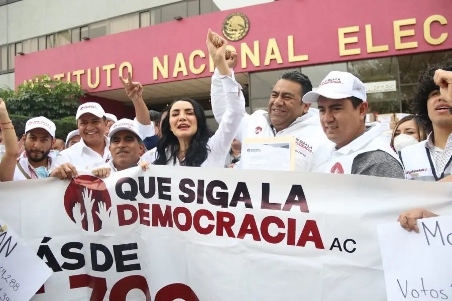 El apoyo nacional alterno a la candidatura morenista en Chiapas / En la Mira