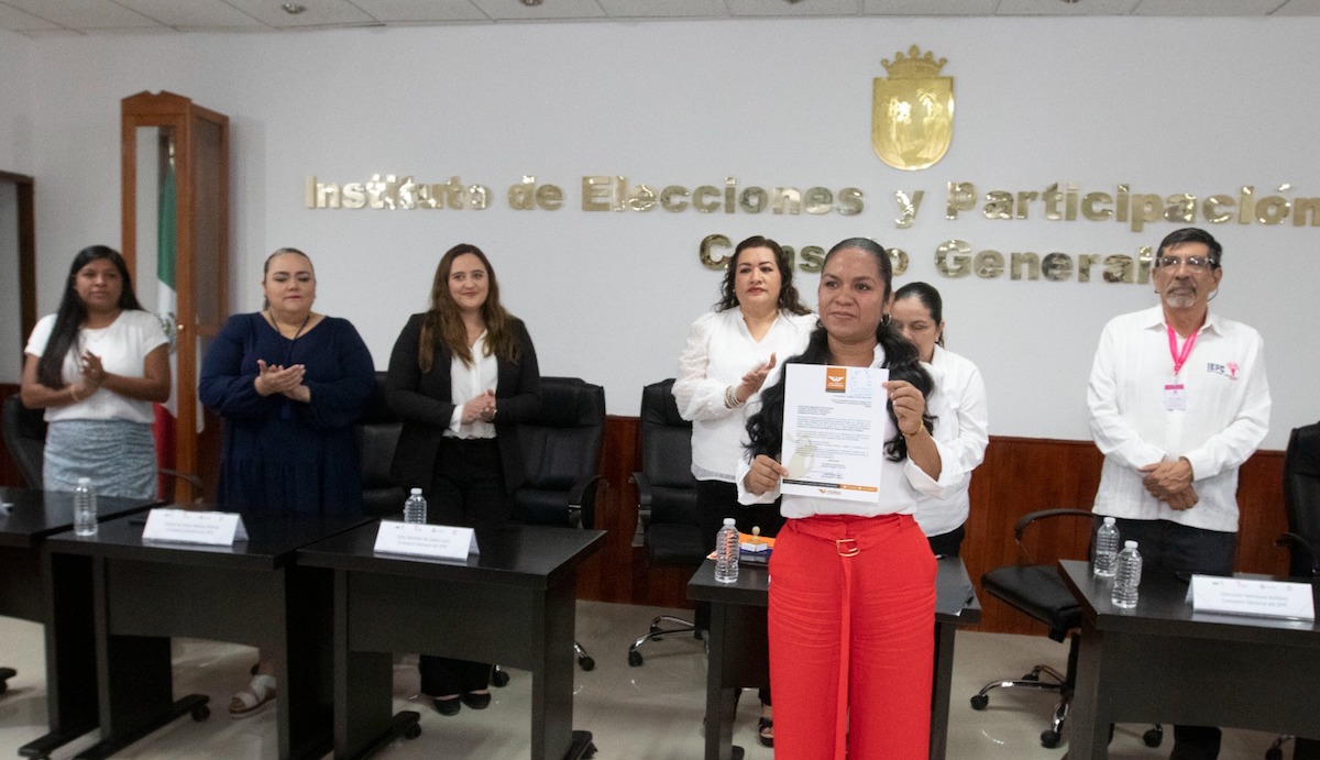 Recibe IEPC solicitud de registro de candidata a la gubernatura por Movimiento Ciudadano”