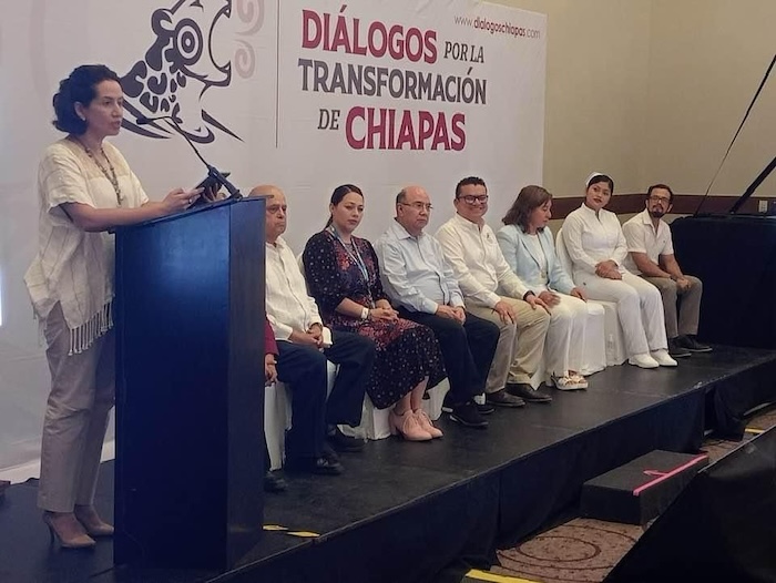 Diálogos por la Transformación reconoce humanismo de profesionales de la salud de Chiapas