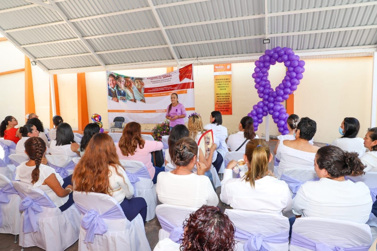 Realizan “ponencias alusivas para conmemorar el día internacional de la mujer”.