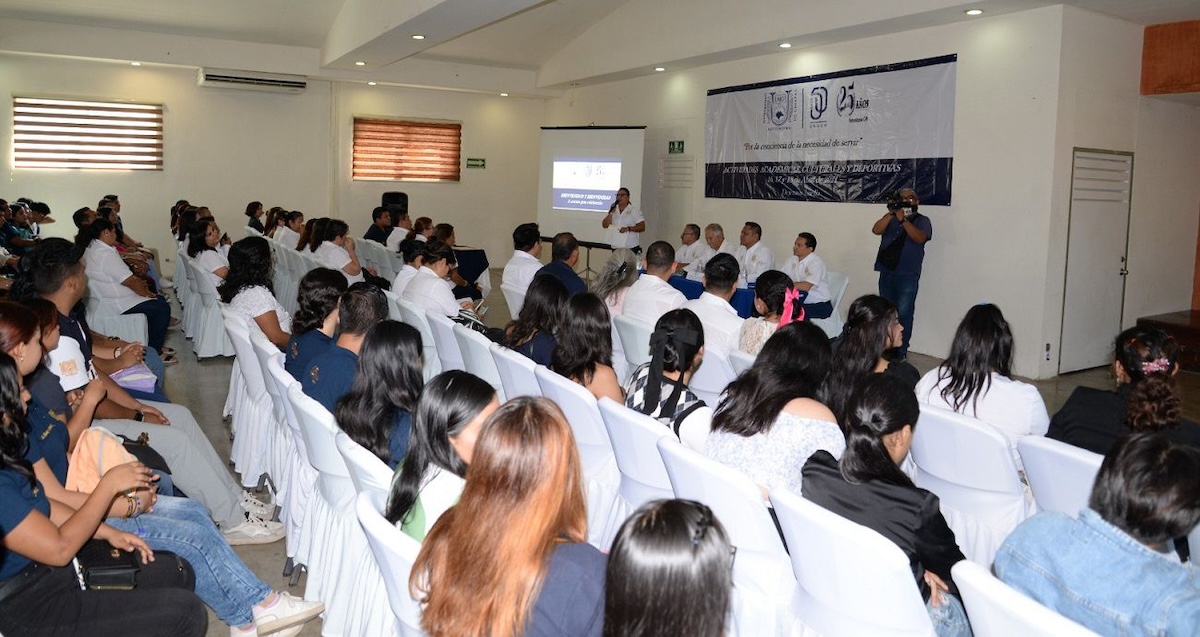 Celebran el 25 aniversario de la Escuela de Humanidades del Campus IV de la UNACH