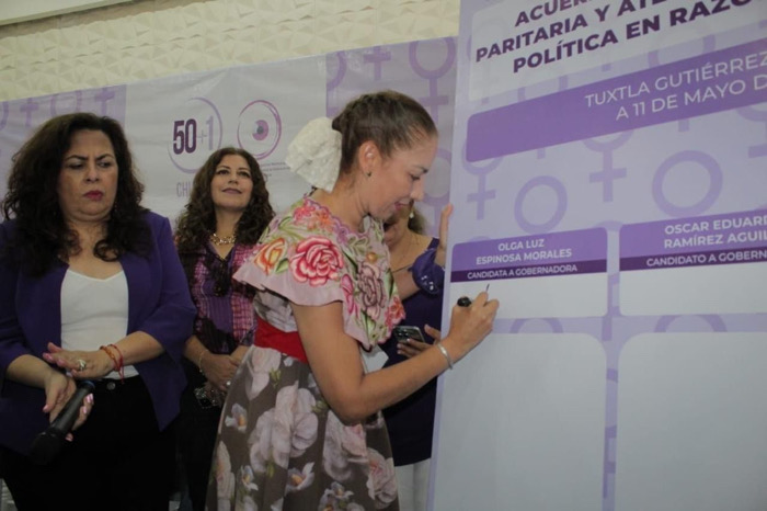 Firma colectiva feminista 50 más 1 “Acuerdo por la democracia paritaria y atención a la violencia política en razón de género” con candidatas y candidato a la gubernatura de Chiapas