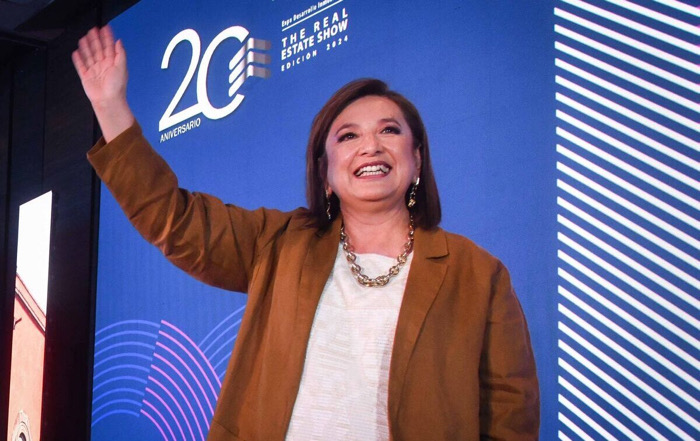 Xóchitl Gálvez se compromete a elevar el salario mínimo de los maestros a 20 mil pesos