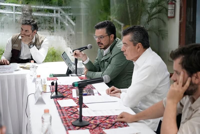 Supervisan IMSS y gobierno de Chiapas avances de federalización de servicios de salud