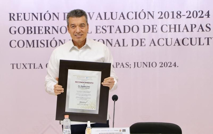 Rutilio Escandón y titular de Conapesca, Octavio Almada, evalúan acciones a favor de la pesca en Chiapas