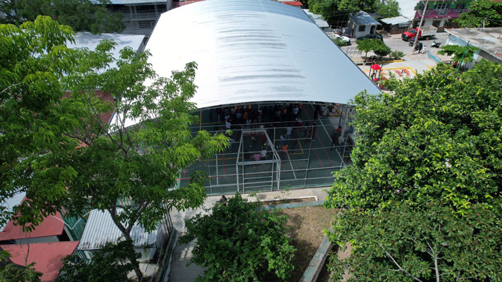 El Ayuntamiento de Tuxtla Gutiérrez Inaugura Domo en la Colonia Kilómetro 4 para Fomentar el Deporte y la Convivencia